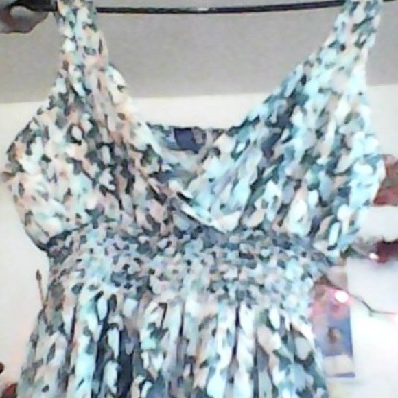 women dress - Picture 1 of 5